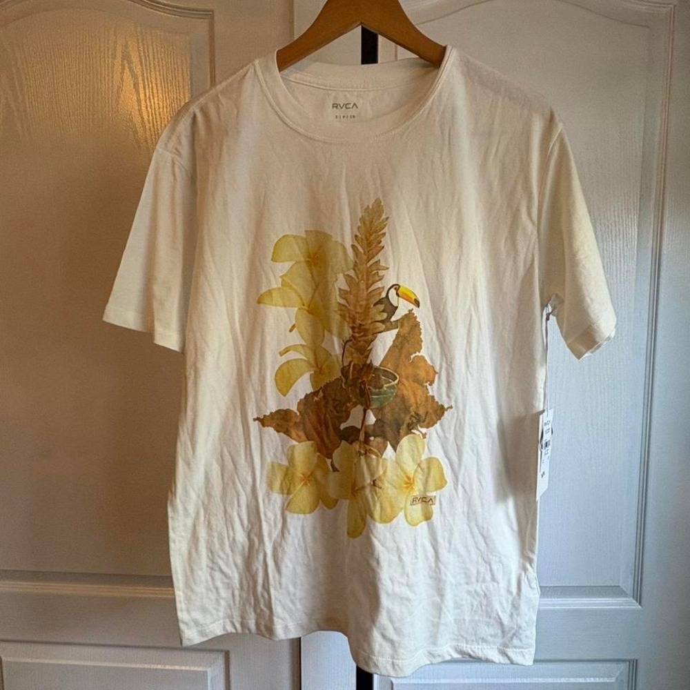 White RVCA floral‎ print streetwear t-shirt